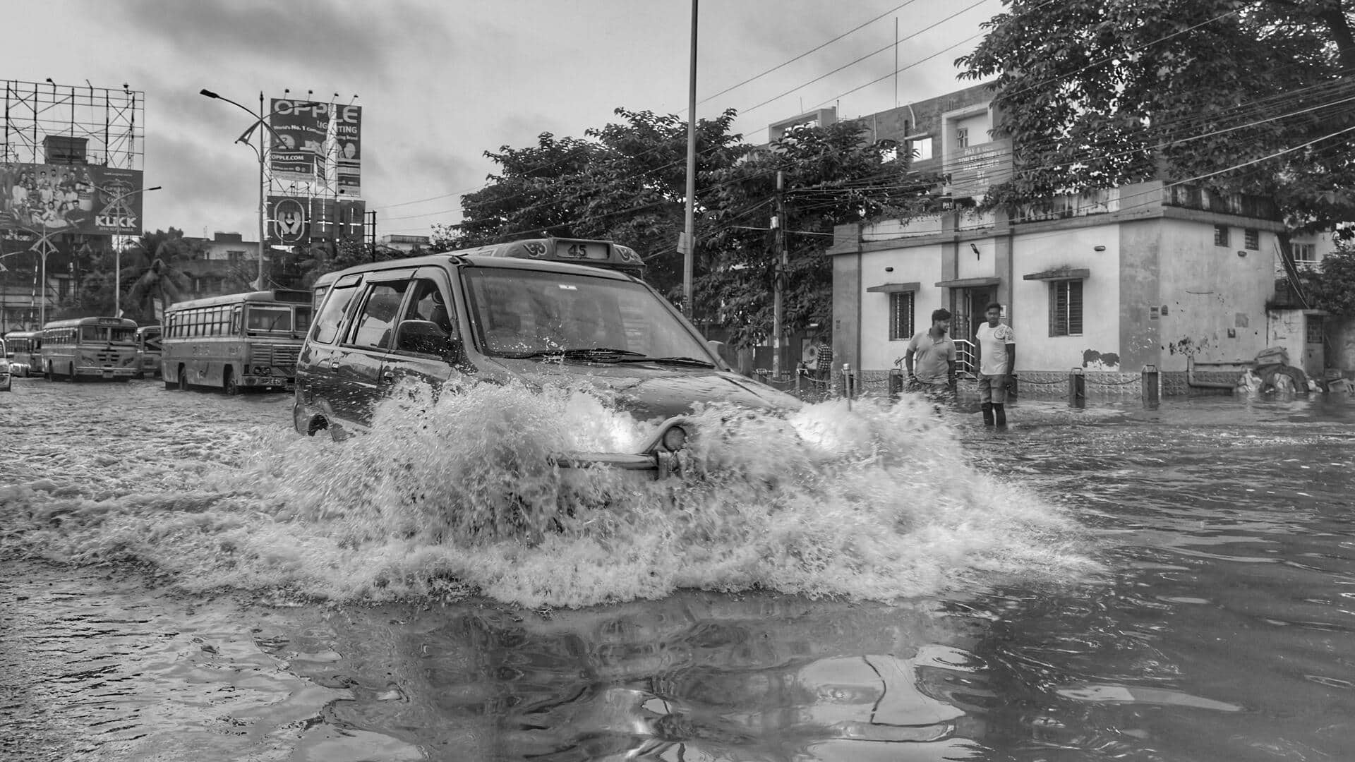 मानसून में यात्रा करने जा रहे हैं? इन 5 बातों का ध्यान रखना है जरूरी