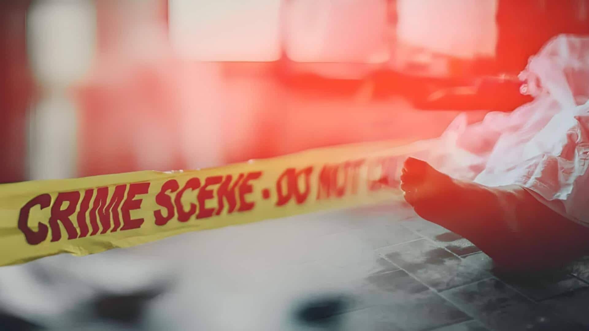 बेंगलुरु में पत्नी की हत्या करने के बाद पति ने पुलिस थाने में किया आत्मसमर्पण बेंगलुरु में पत्नी की हत्या करने के बाद पति ने पुलिस थाने में किया आत्मसमर्पण