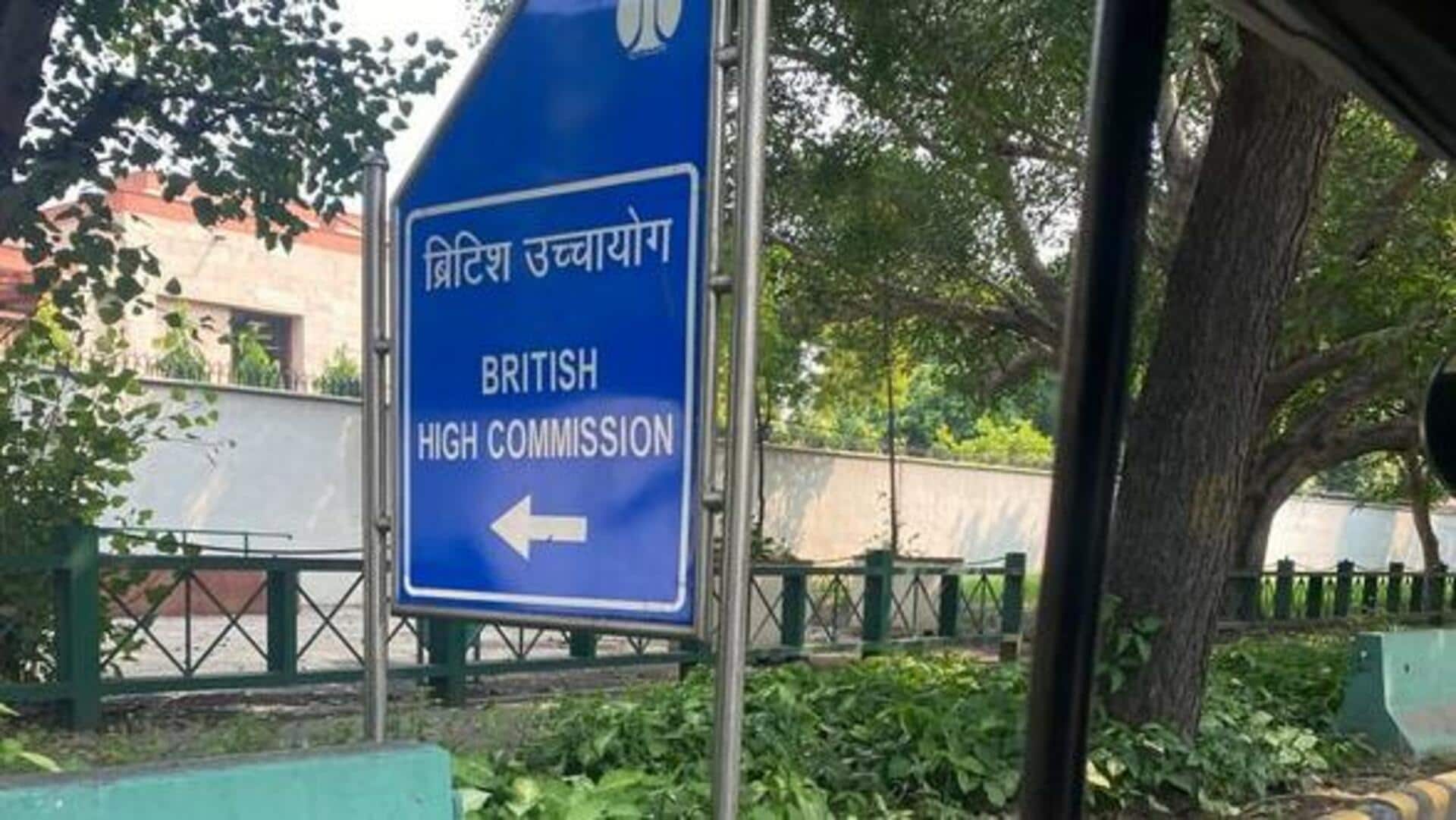 दिल्ली: ब्रिटिश उच्चायोग के बाहर से बैरिकेड हटे, लंदन की घटना के बाद बढ़ी थी सुरक्षा