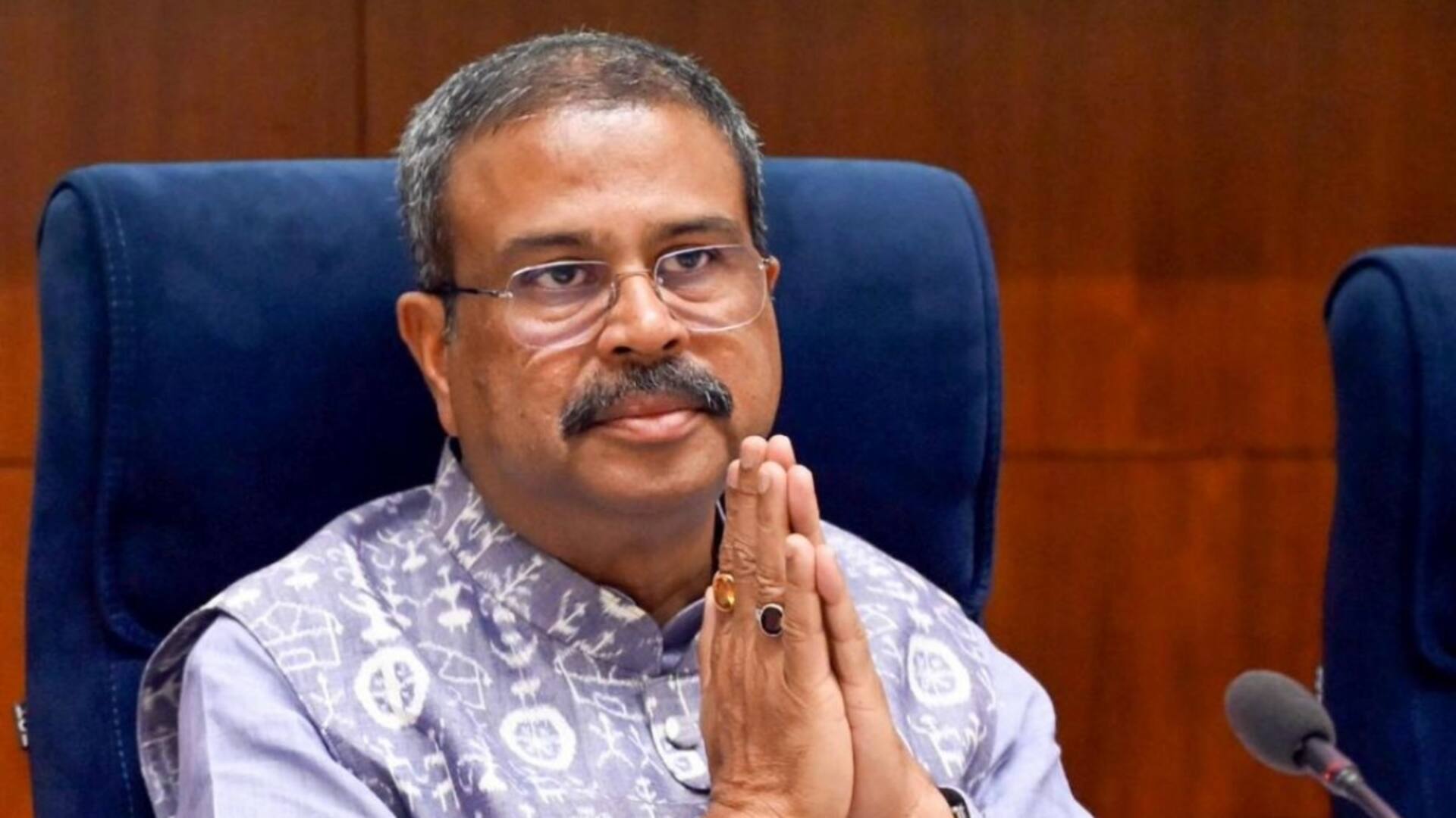 सरकार ने 2 बार ठुकराई धमेंद्र प्रधान के इस्तीफे की पेशकश? जानिए आखिर कैसे हुआ इस्तीफा