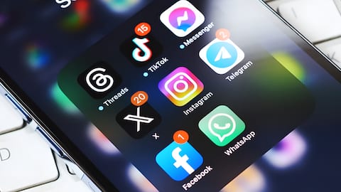 सोशल मीडिया पोस्ट में इन AI टूल्स से दे सकते हैं आकर्षक कैप्शन  