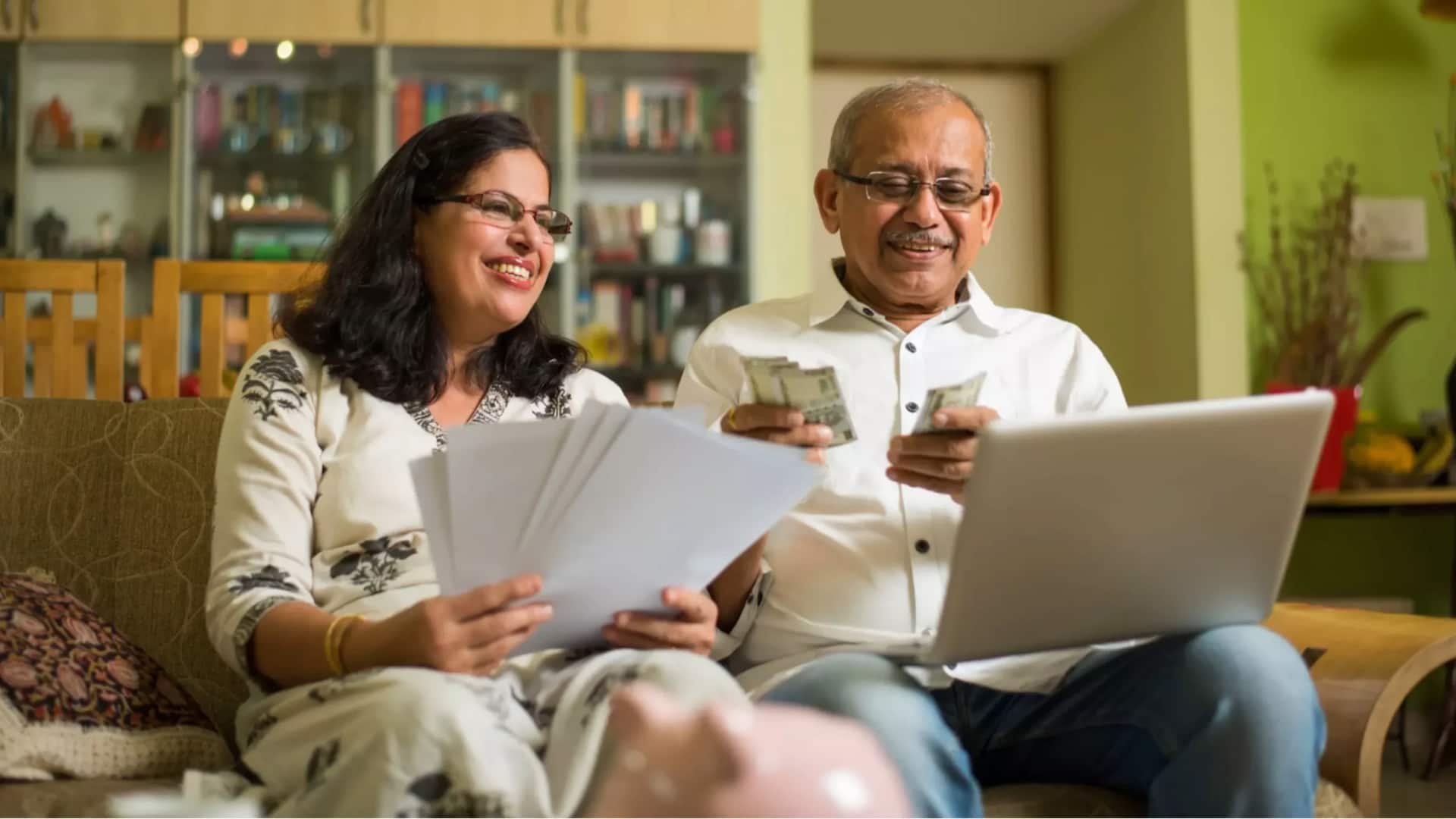 प्राइवेट नौकरी करने वालों को कितनी मिलती है न्यूनतम पेंशन? जानिए कैसे होती है तय 