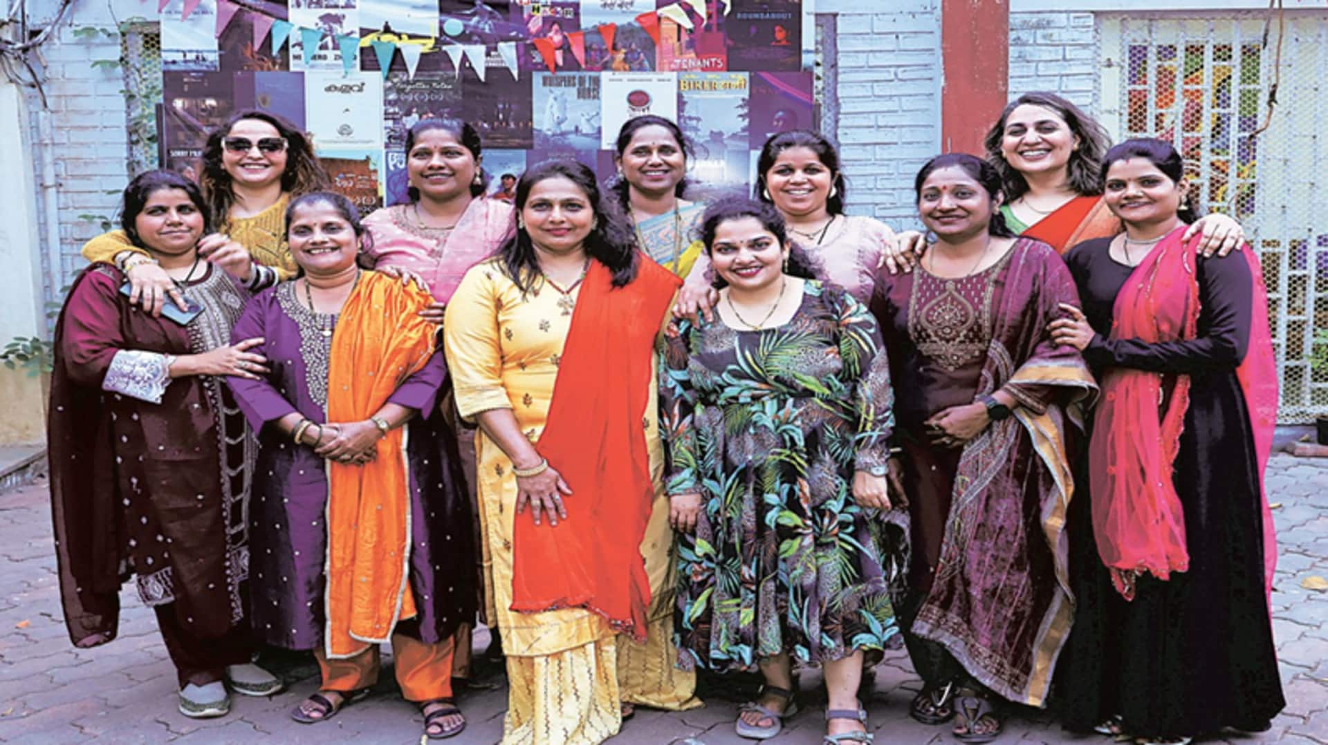 'मस्त महिला मंडली': कामकाजी महिलाओं की दोस्ती, इच्छा और संघर्ष दिखाती है ये डॉक्यूमेंट्री