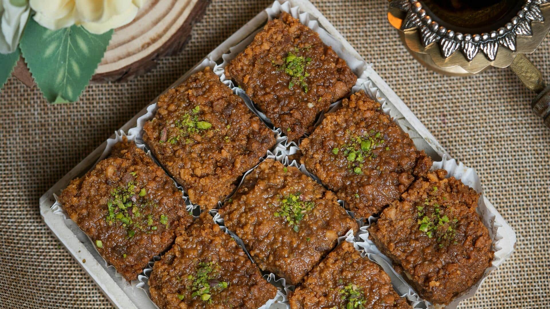 होली पर मेहमानों को परोसें बादाम से बनी ये मिठाइयां, करेंगे खूब तारीफ