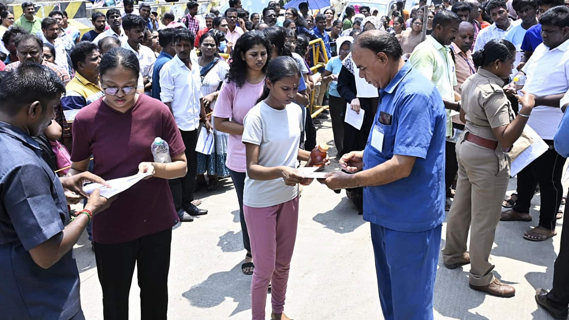 NTA ने किया NEET-UG 2026 नई तारीख का ऐलान, अब 21 जून को होगी परीक्षा