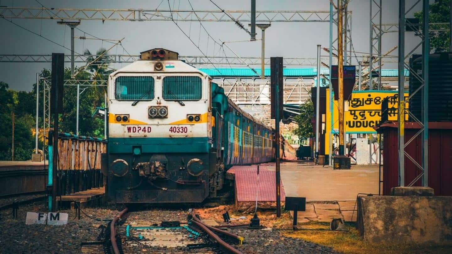 रेलवे के इन 5 नियमों का जरूर रखें ध्यान नहीं तो झेलनी पड़ सकती है परेशानी