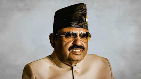 पश्चिम बंगाल के राज्यपाल सीवी आनंद बोस ने दिया इस्तीफा, मुख्यमंत्री ममता बनर्जी ने उठाए सवाल