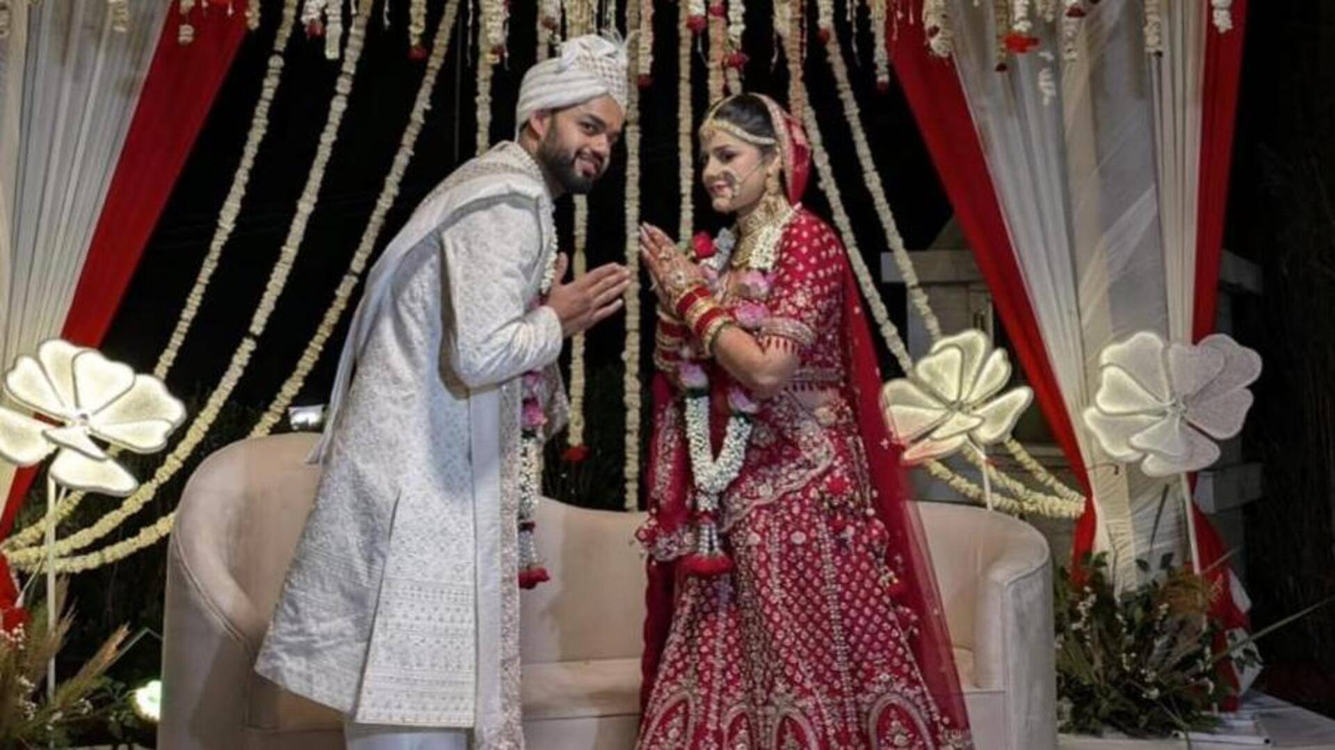 पहलगाम हमले में जान गंवाने वाले लेफ्टिनेंट विनय नरवाल की पत्नी बोलीं- मुसलमान-कश्मीरियों के खिलाफ नहीं पहलगाम हमले में जान गंवाने वाले लेफ्टिनेंट विनय नरवाल की पत्नी बोलीं- मुसलमान-कश्मीरियों के खिलाफ नहीं