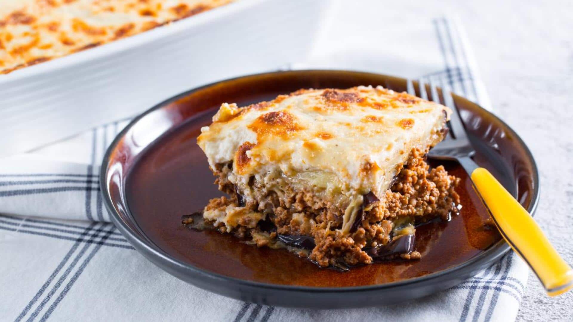 ग्रीस का पारंपरिक व्यंजन है शाकाहारी मूसाका, जानिए इसे घर पर बनाने का तरीका 