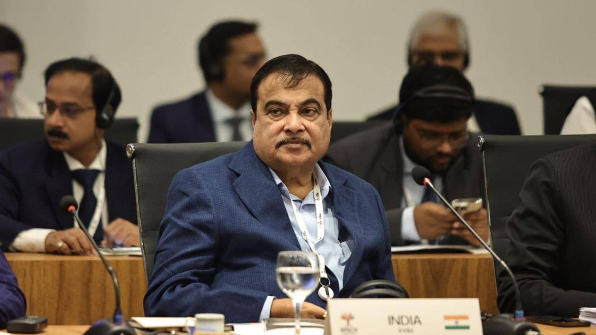 इस सड़क पर हर महीने होती थीं कई मौतें, नितिन गडकरी ने बताया कैसे किया ठीक इस सड़क पर हर महीने होती थीं कई मौतें, नितिन गडकरी ने बताया कैसे किया ठीक