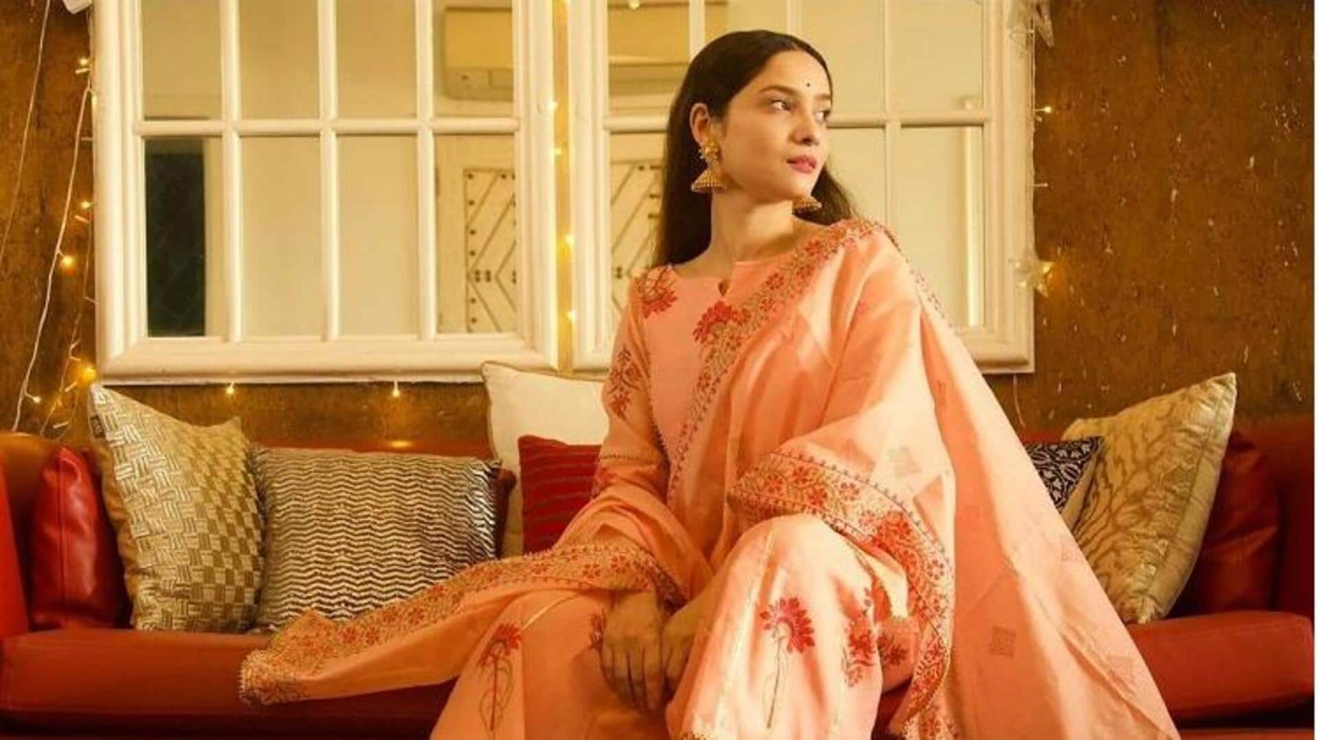 अंकिता लोखंडे का पारंपरिक स्टाइल है काबिले तारीफ, उनसे सीखें ये फैशन के सबक