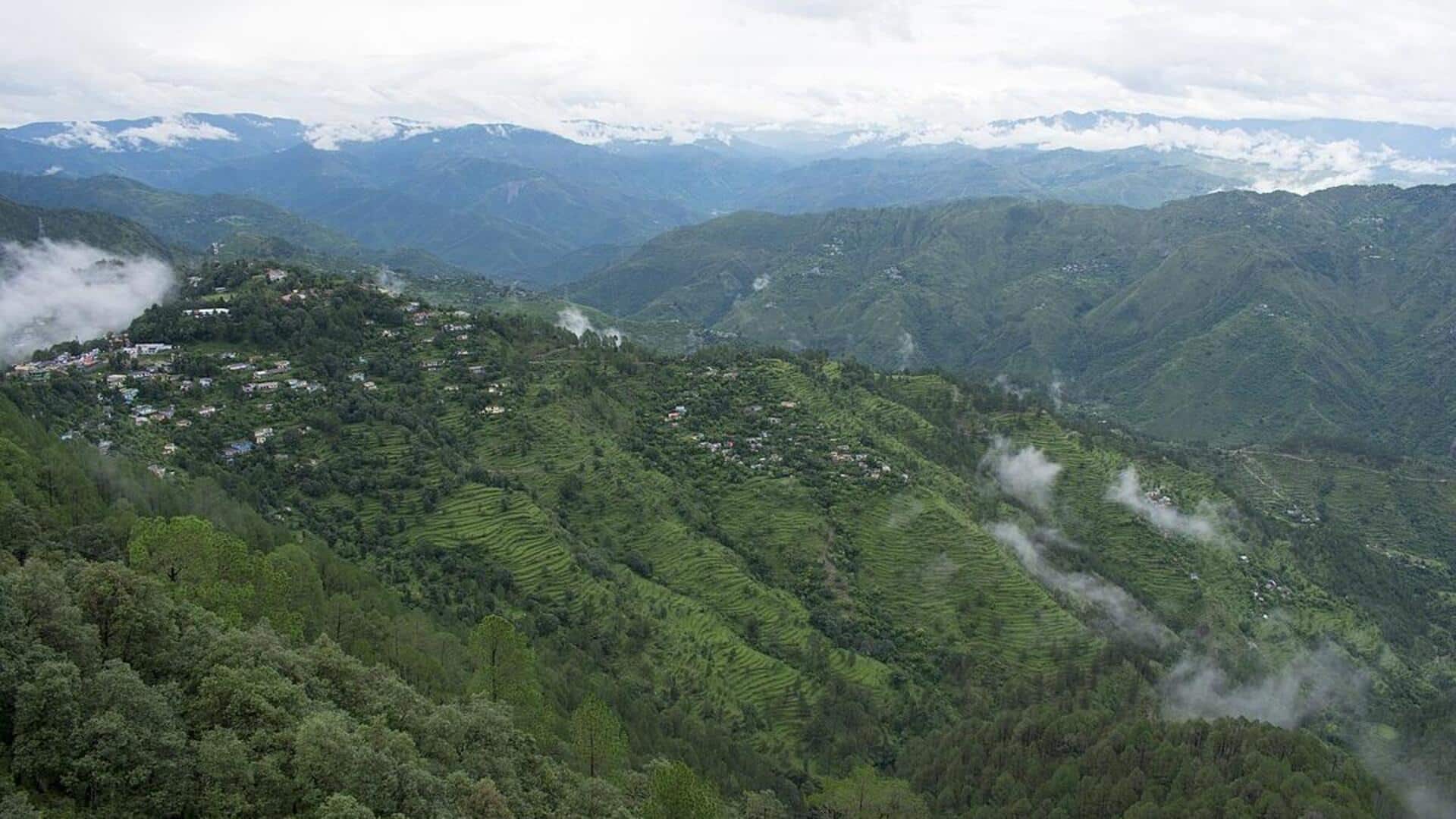 भीड़-भाड़ वाली जगहों के बजाय करें इन कम लोकप्रिय पहाड़ी इलाकों की यात्रा, यादगार होगा अनुभव भीड़-भाड़ वाली जगहों के बजाय करें इन कम लोकप्रिय पहाड़ी इलाकों की यात्रा, यादगार होगा अनुभव
