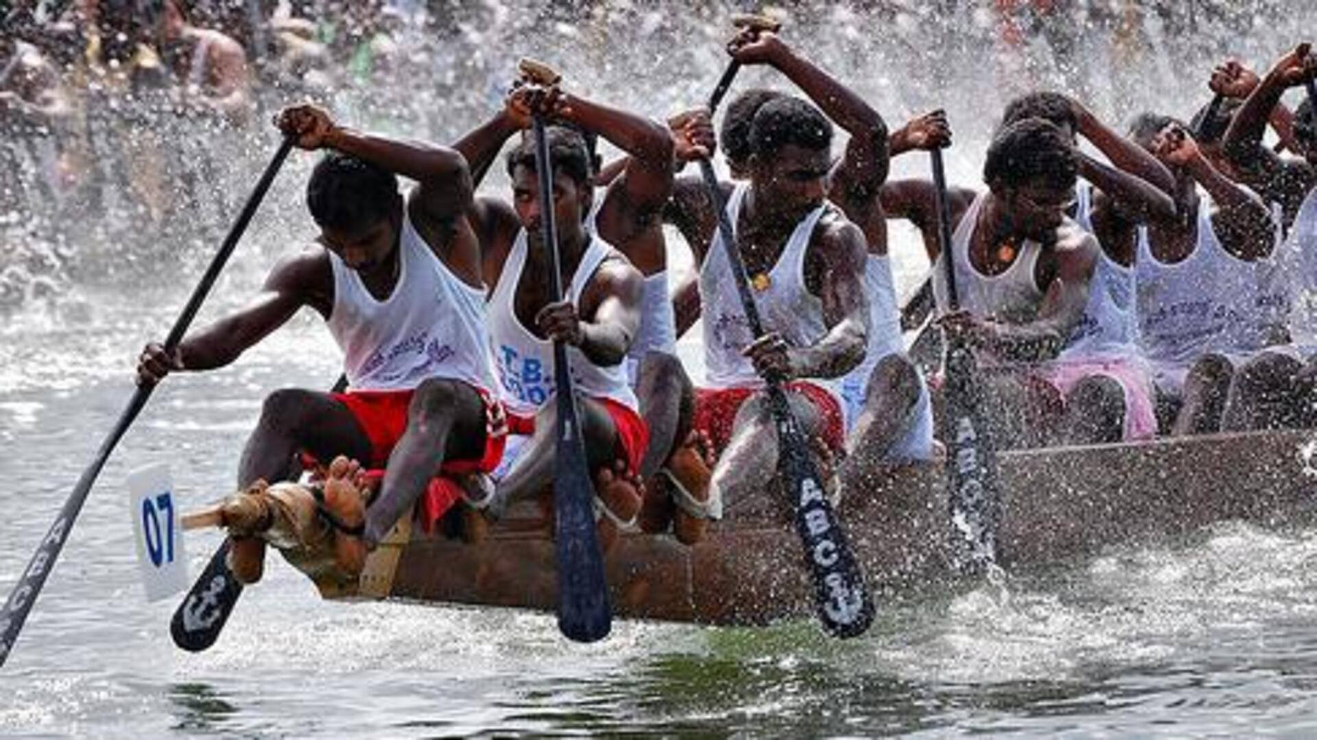 केरल: अलाप्पुझा में नौका दौड़ के दौरान नाव पलटी, 25 महिलाओं को सुरक्षित बचाया गया