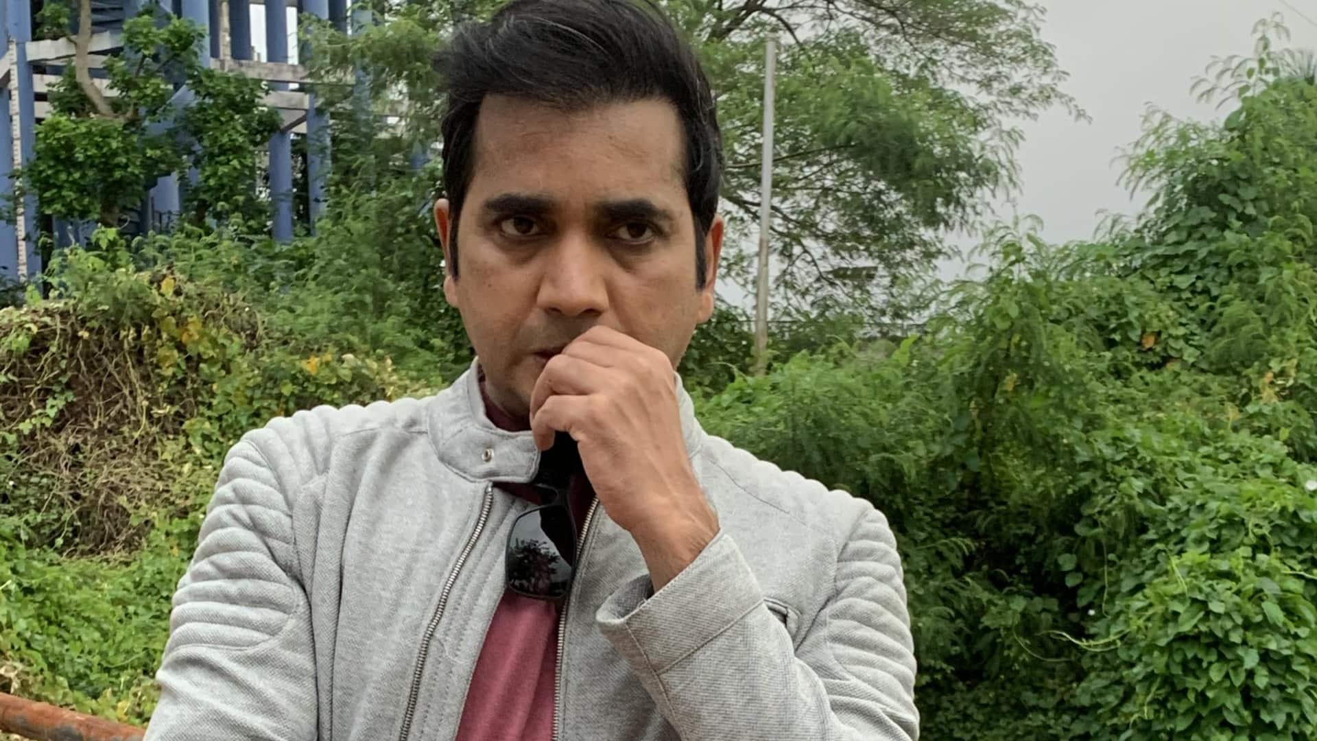 अमिताभ बच्चन के बर्ताव से हैरान थे 'सक्सेना जी', बोले- मेरी तरफ देखे तक नहीं साहब अमिताभ बच्चन के बर्ताव से हैरान थे 'सक्सेना जी', बोले- मेरी तरफ देखे तक नहीं साहब
