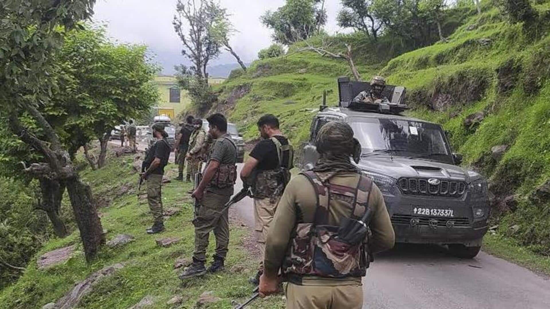 जम्मू-कश्मीर: पुंछ में LoC के पास आतंकवादी गतिविधि का शक, भारी गोलीबारी जम्मू-कश्मीर: पुंछ में LoC के पास आतंकवादी गतिविधि का शक, भारी गोलीबारी