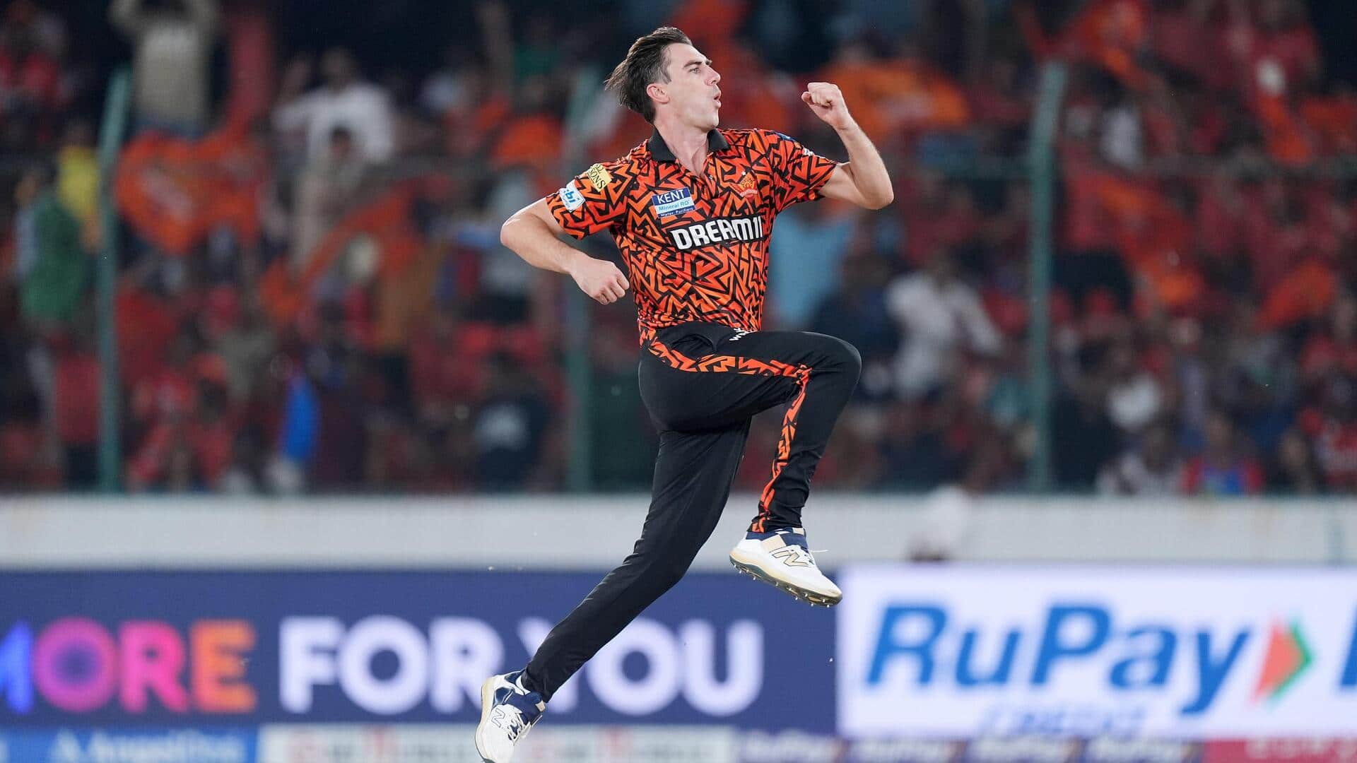 IPL: प्लेऑफ में एक मैच में 60+ रन खर्च करने वाले गेंदबाज
