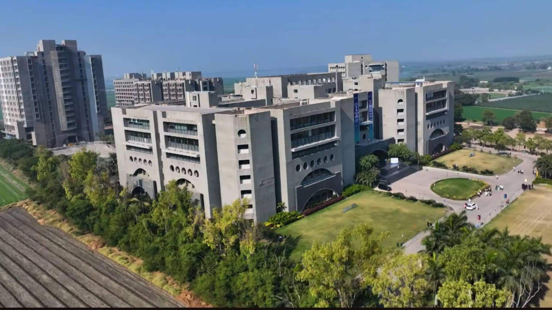 गुजरात के मारवाड़ी विश्वविद्यालय में 6 दिन में 2 छात्रों ने आत्महत्या की, विरोध-प्रदर्शन शुरू