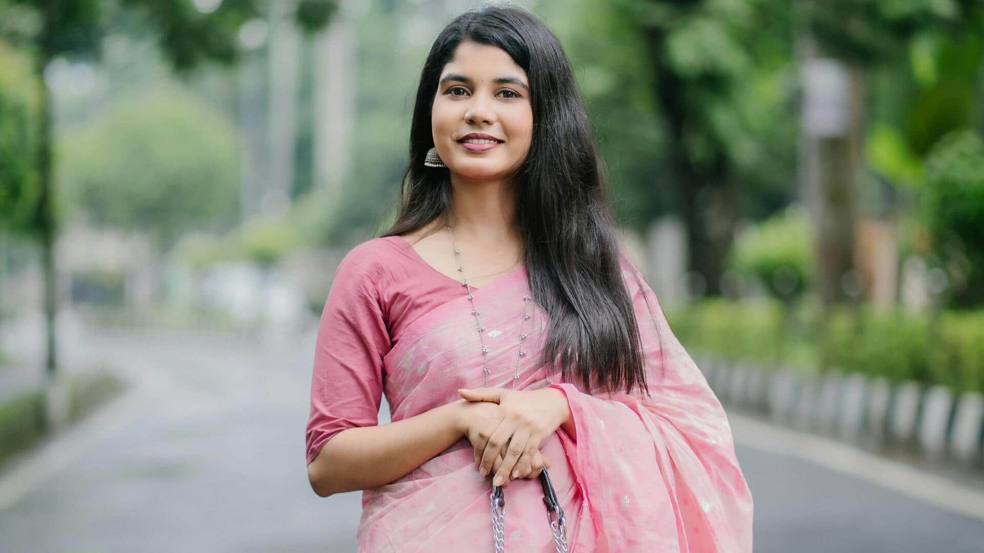 बसंत के लिए परफेक्ट हैं पेस्टल रंग के ये 5 कपड़े, पहनकर लगेंगी सबसे सुंदर