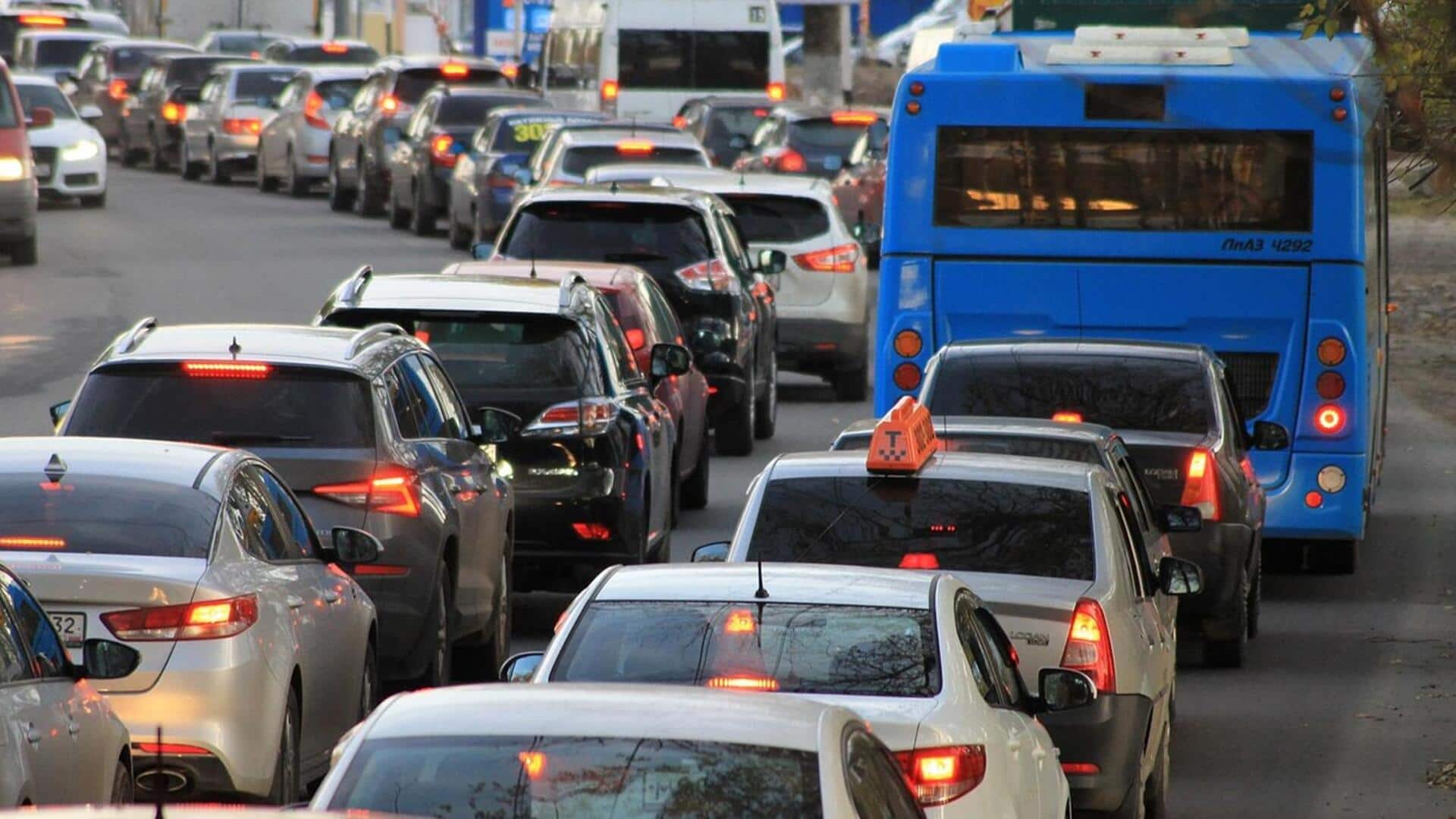 शहर की ट्रैफिक में ईंधन खर्च को कैसे करें कम?
