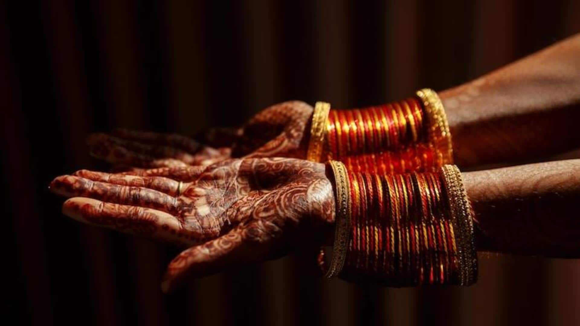 महंगी कांच की चूड़ियों का इस तरह से रखें ध्यान, लंबे समय तक नहीं होंगी खराब महंगी कांच की चूड़ियों का इस तरह से रखें ध्यान, लंबे समय तक नहीं होंगी खराब