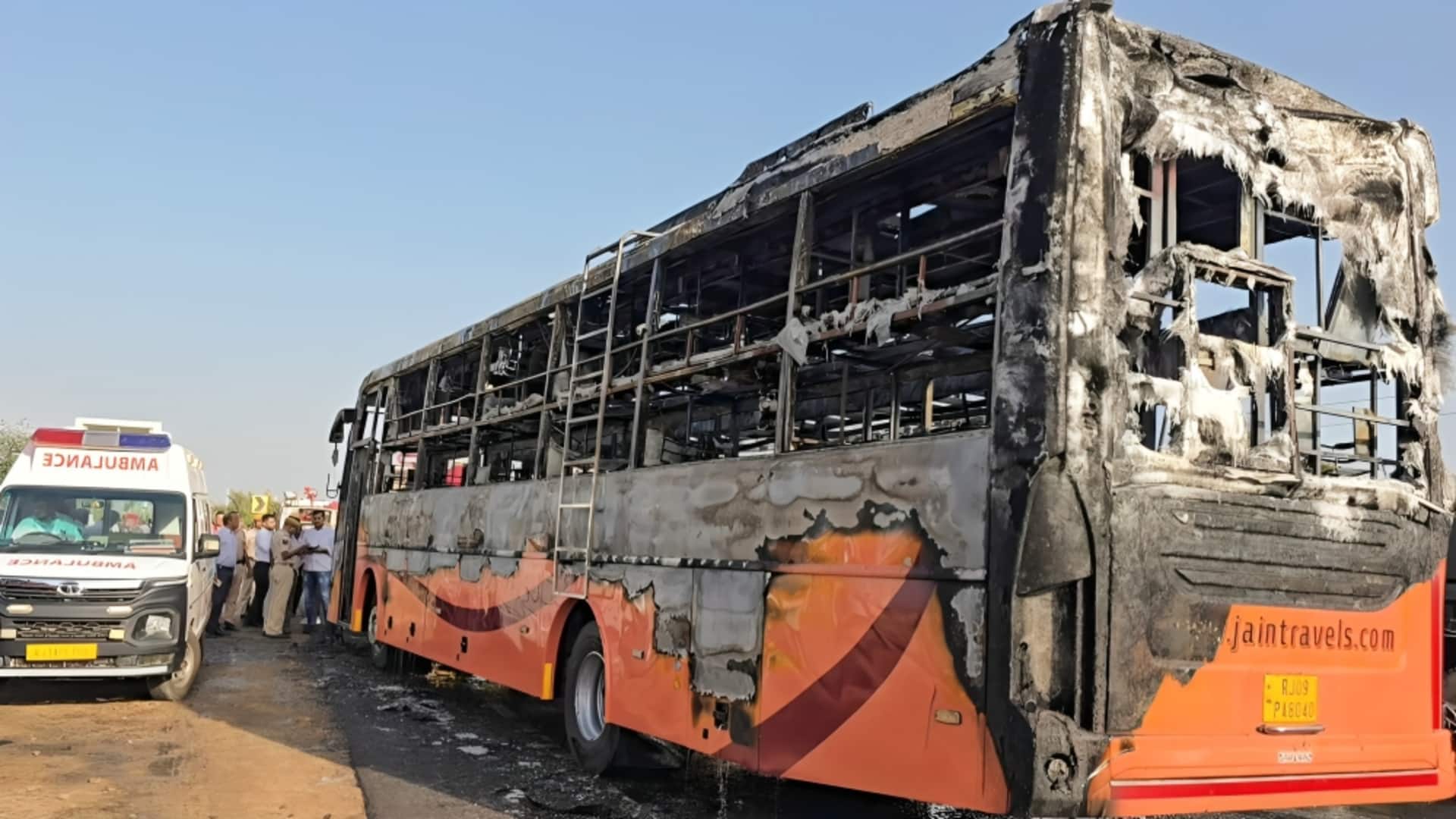 स्लीपर बसों में हुए हादसों को लेकर केंद्र सरकार सख्त, ये कदम उठाने जा रही