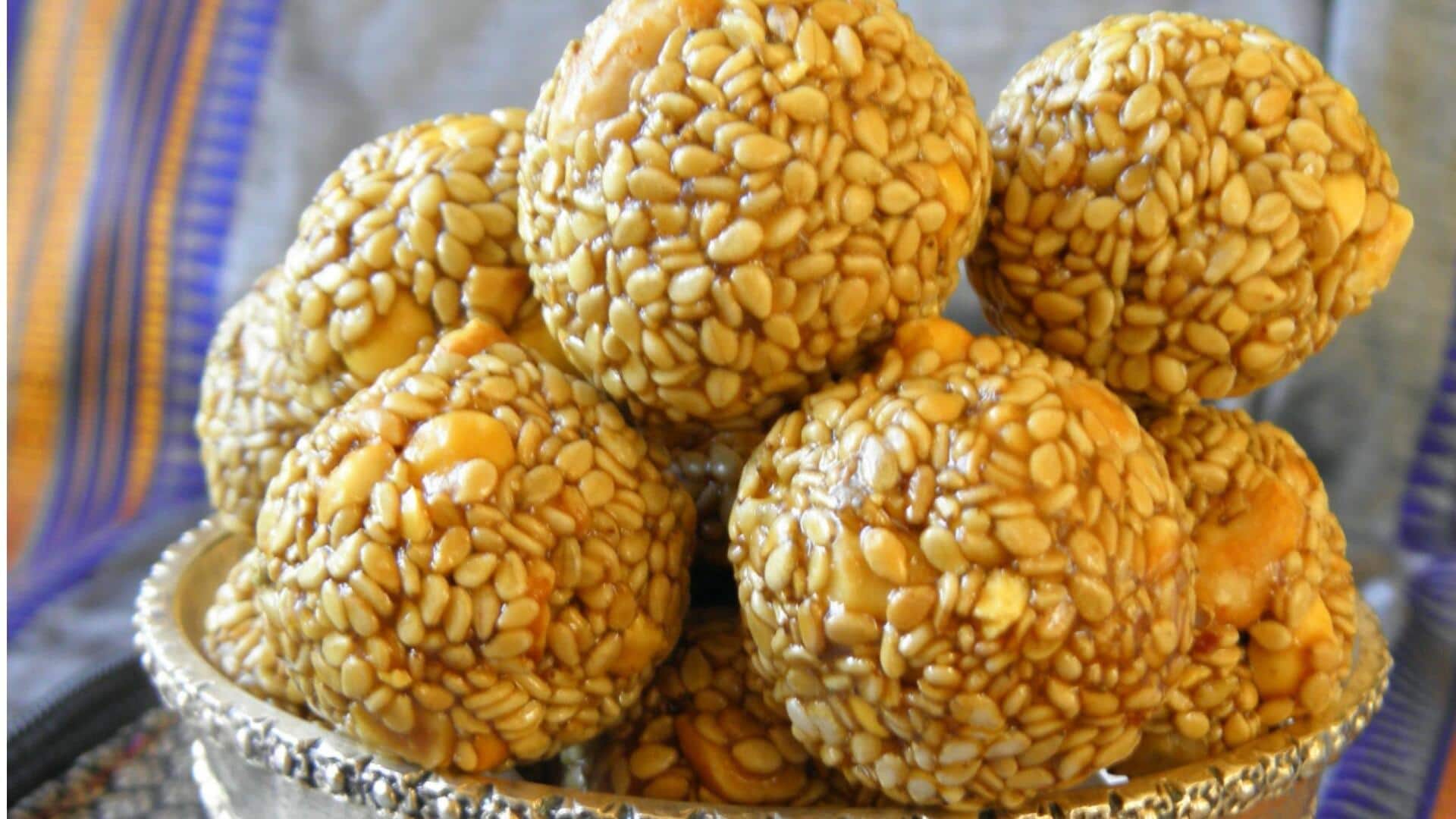 त्योहारों का मजा दोगुना कर देंगी तिल से बनने वाली ये स्वादिष्ट मिठाइयां, जानिए इनकी रेसिपी 