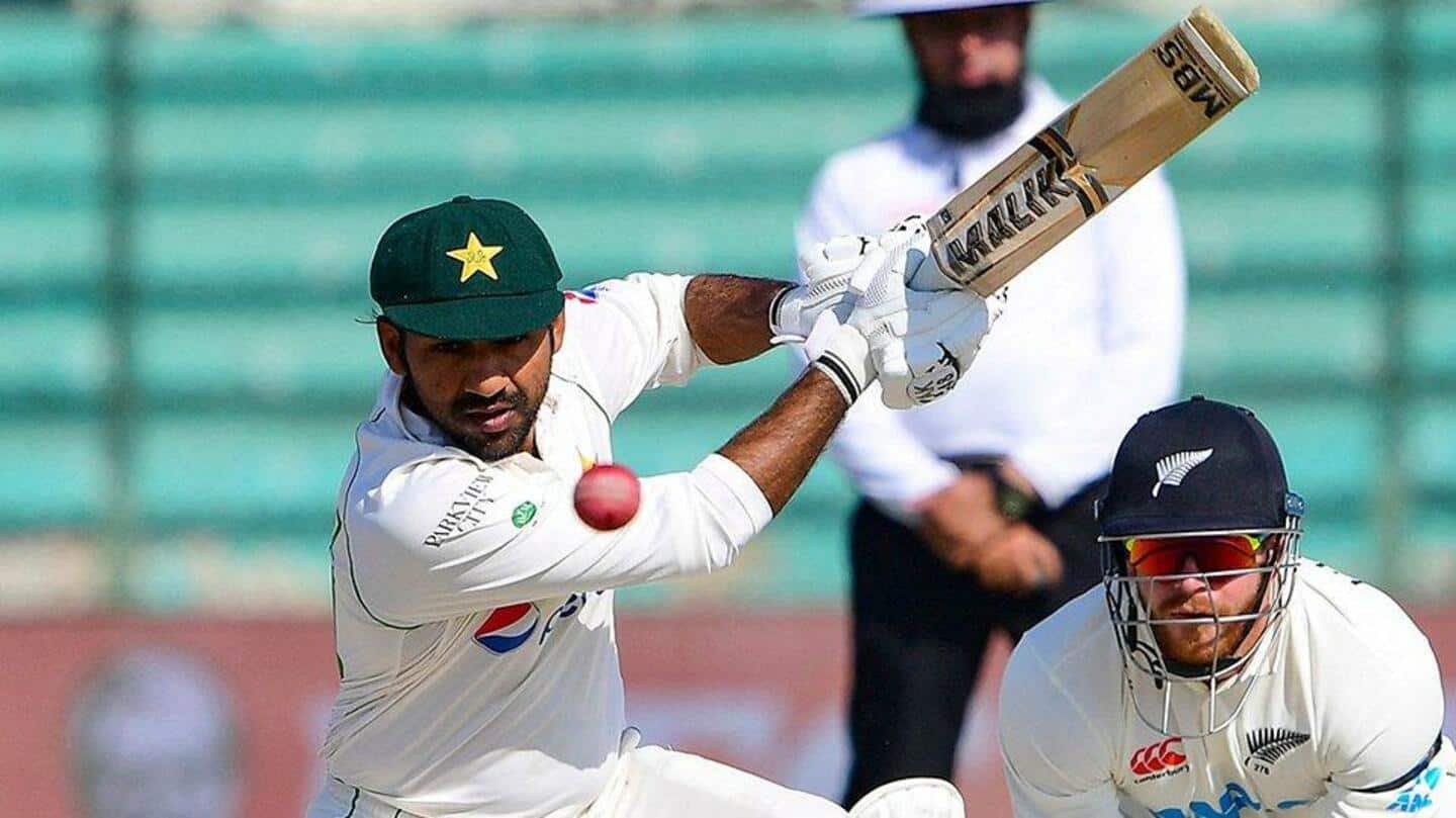 पाकिस्तान बनाम न्यूजीलैंड: सरफराज अहमद ने 9 साल बाद लगाया टेस्ट में शतक