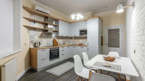 छोटे घर के रसोई को व्यवस्थित करने के लिए अपनाएं ये 5 आसान तरीके