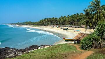 केरल के वर्कला में स्थित ये पर्यटन स्थल छुट्टियों के लिए हैं बेहतरीन