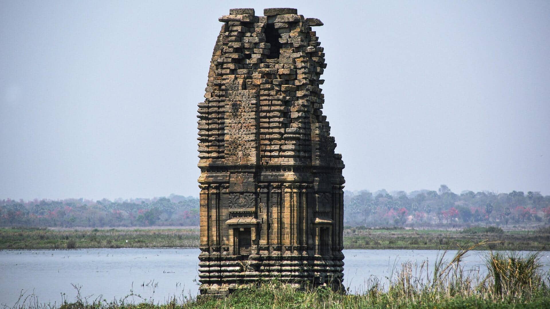 मानसून के दौरान पश्चिम बंगाल की इन 5 जगहों का करें रुख, यादगार रहेगा सफर मानसून के दौरान पश्चिम बंगाल की इन 5 जगहों का करें रुख, यादगार रहेगा सफर