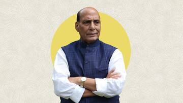 रक्षा मंत्री राजनाथ सिंह जम्मू-कश्मीर पहुंचे, आतंकियों के खिलाफ ऑपरेशन का लेंगे जायजा