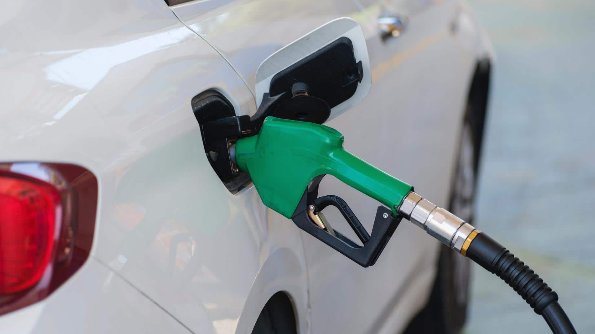 पेट्रोल-डीजल की कीमत: 15 अप्रैल के लिए जारी हुए नए भाव, किस शहर में कितने?