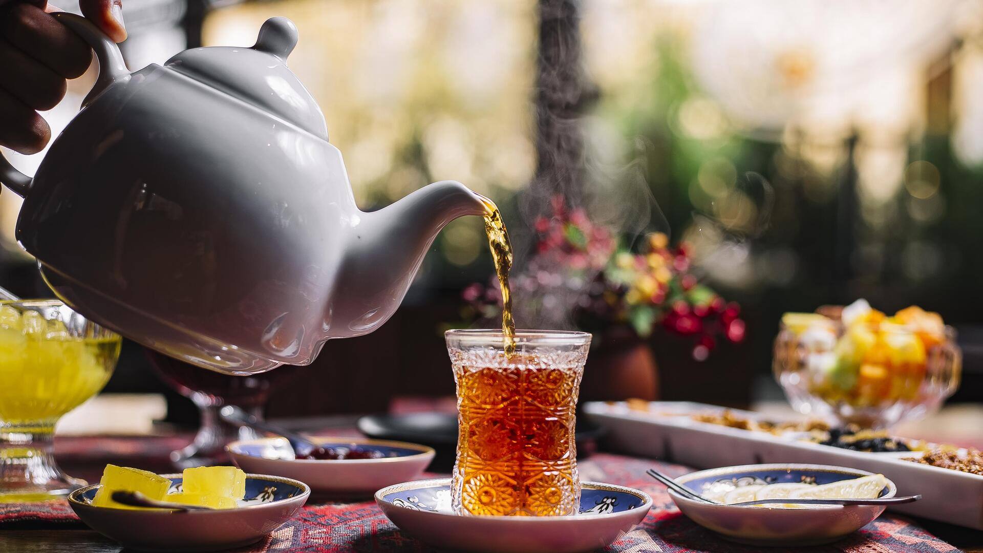 PCOS के प्रभाव को कम करने में प्रभावी हैं ये 5 हर्बल चाय