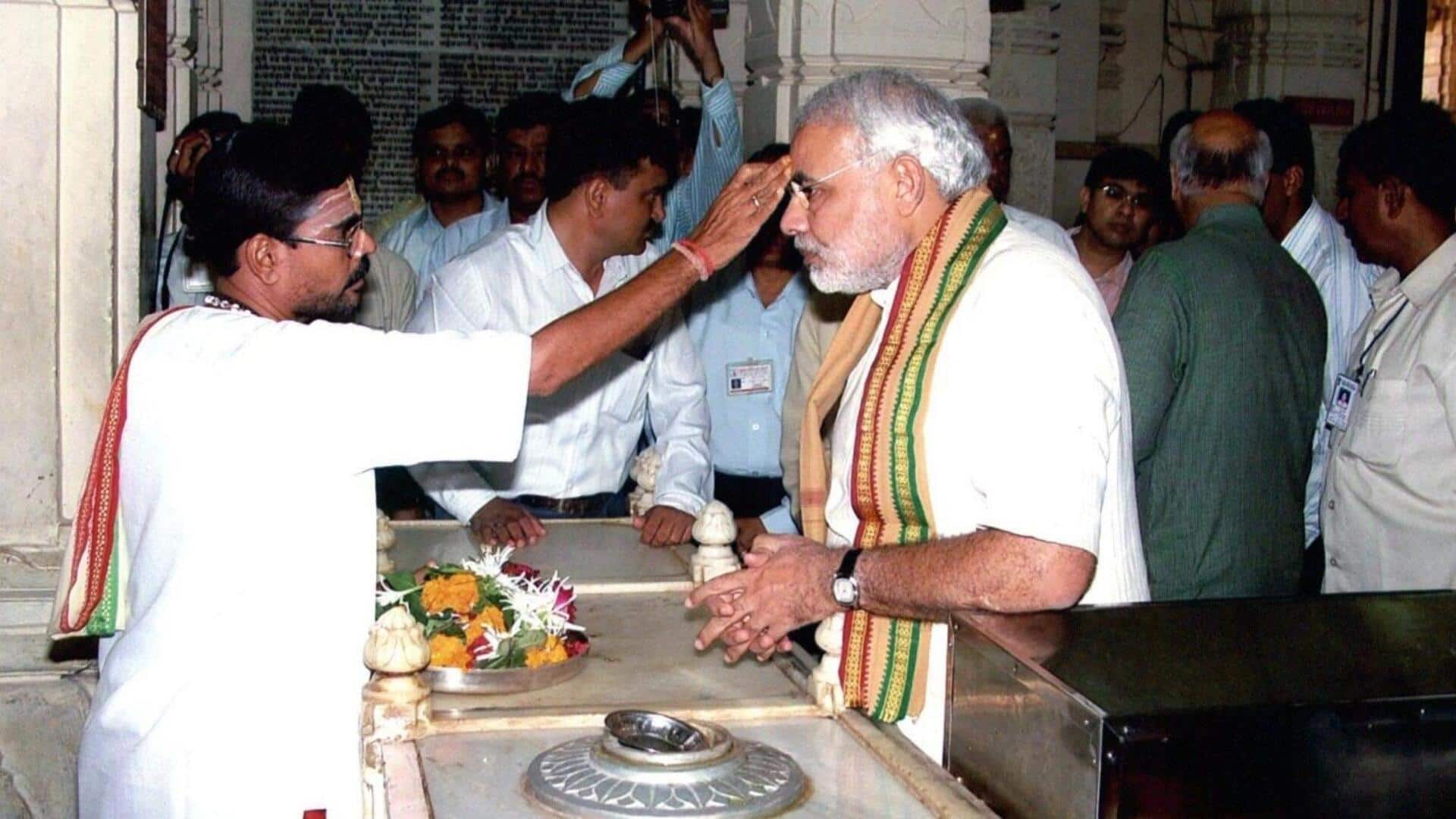 प्रधानमंत्री नरेंद्र मोदी ने पुरानी तस्वीरें साझा कर सोमनाथ स्वाभिमान पर्व की शुरूआत की घोषणा की