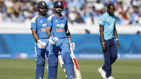 लक्ष्य का पीछा करते हुए सबसे ज्यादा शतक लगाने वाले खिलाड़ी, रोहित ने सचिन को पछाड़ा