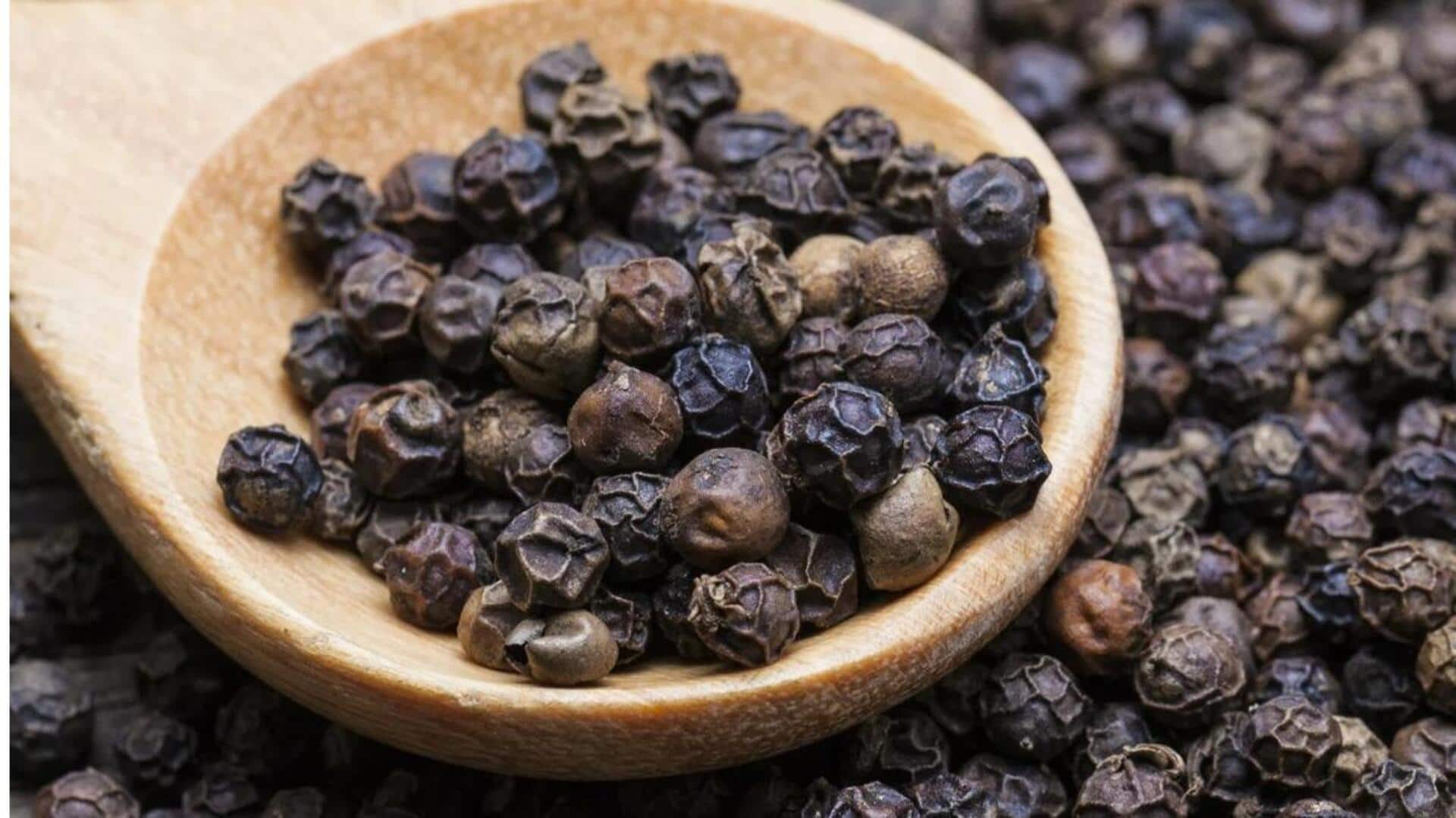 घर में छिपकली घुसने से है परेशान? इन 5 तरीकों को अपनाएं