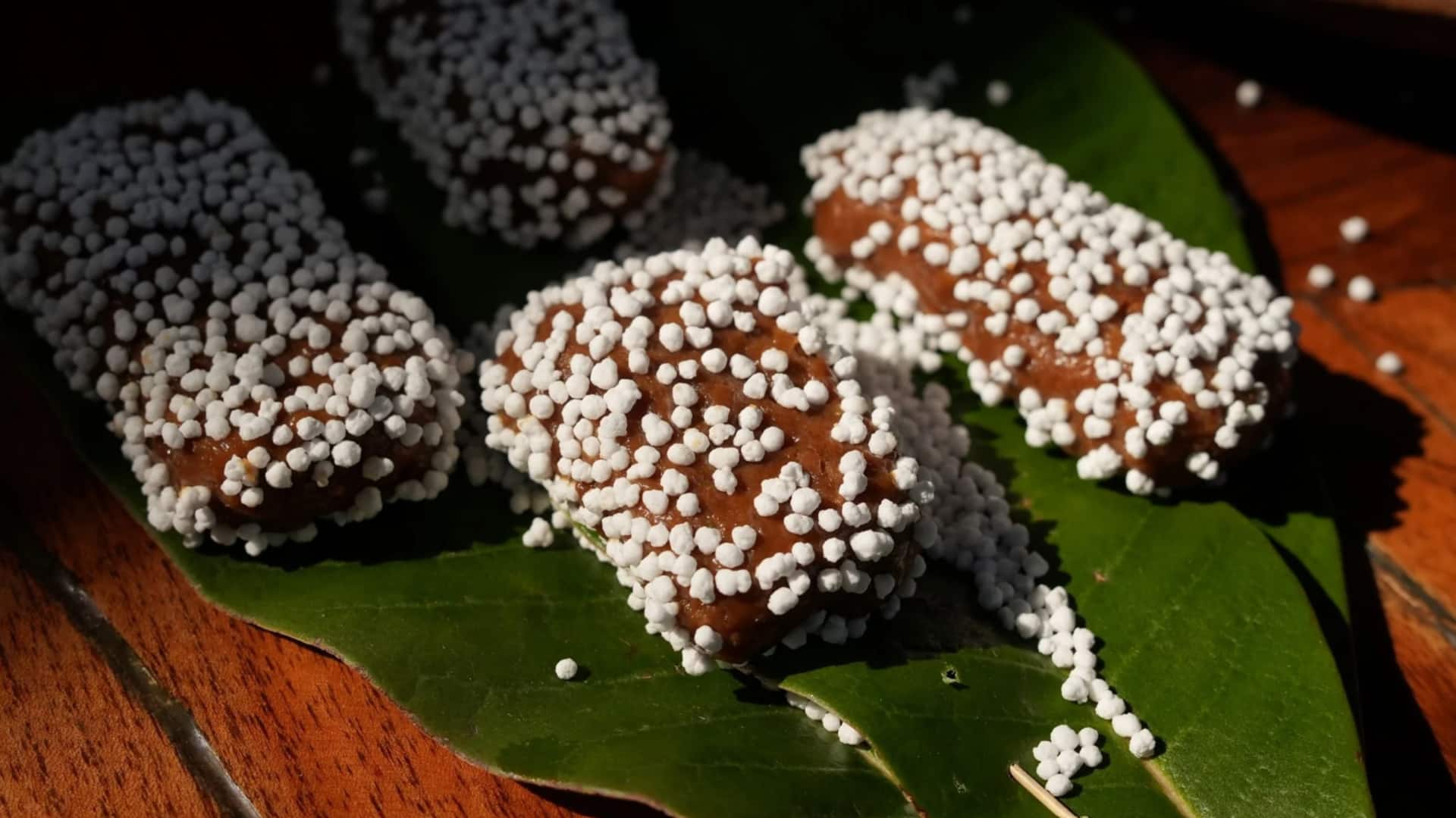 उत्तराखंड की पारंपरिक बाल मिठाई खा कर आ जाएगा आनंद, जानिए बनाने की आसान रेसिपी