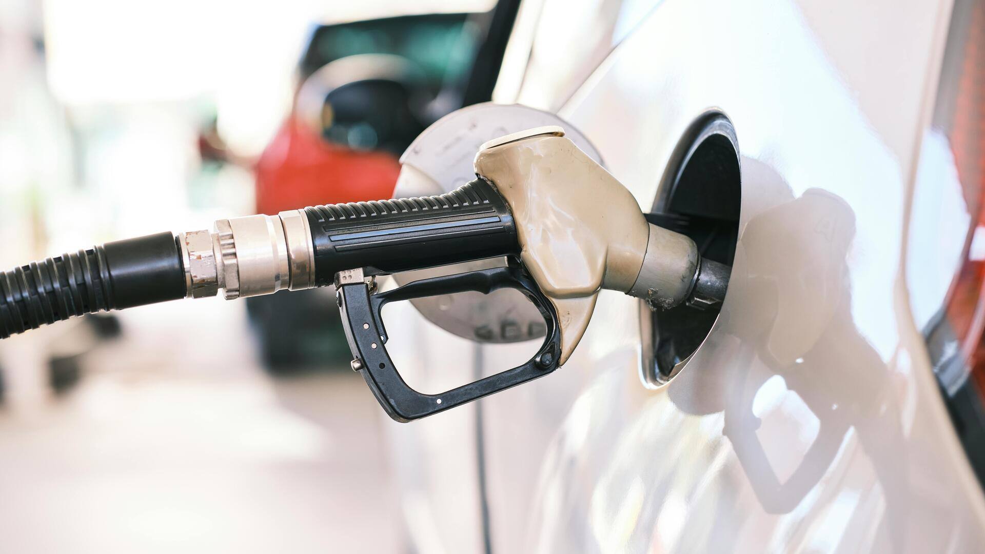 पेट्रोल-डीजल की कीमतें: 3 फरवरी के लिए नए दाम जारी, इन शहरों में मामूली बदलाव