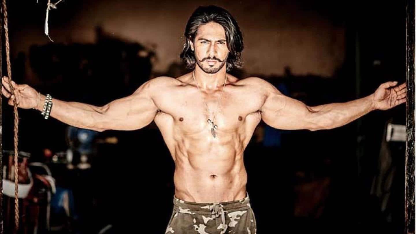 साउथ फिल्म 'सिंघम 3' में विलेन के किरदार में थे ठाकुर अनूप साउथ फिल्म 'सिंघम 3' में विलेन के किरदार में थे ठाकुर अनूप