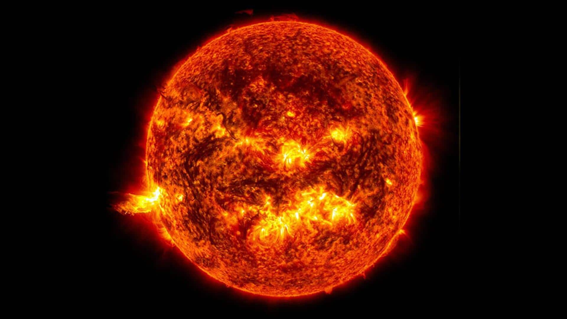सूर्य के चुंबकीय ध्रुवों में होने वाला है परिवर्तन, क्या होगा पृथ्वी पर असर? 