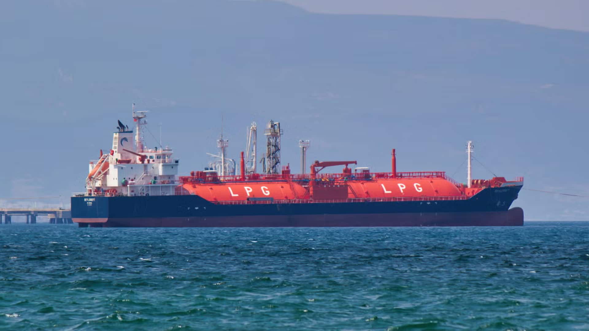 ईरान ने दी मंजूरी, भारत और पाकिस्तान समेत ये मित्र देश होर्मुज जलडमरूमध्य से निकल सकेंगे