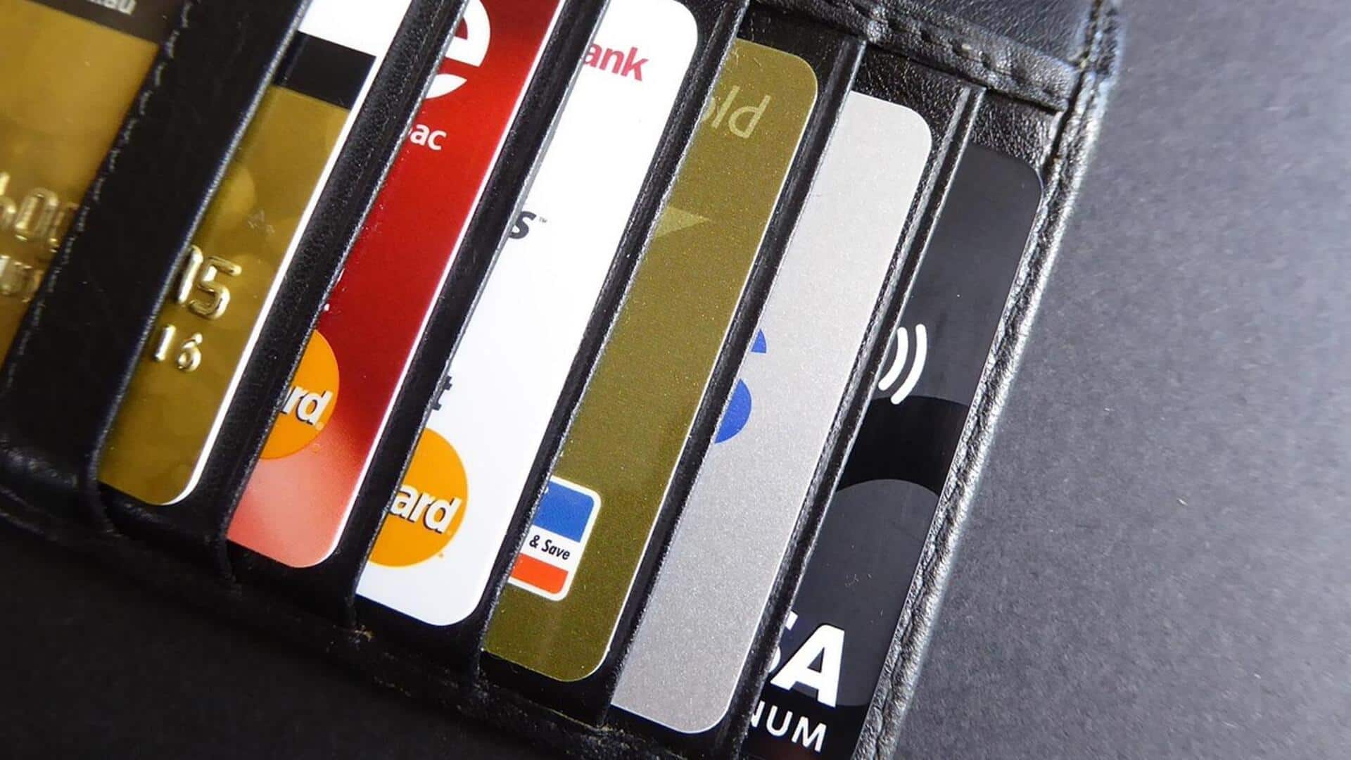 1 अप्रैल से क्रेडिट कार्ड के बदलेंगे नियम, इन बैंकों के ग्राहकों पर पड़ेगा असर 
