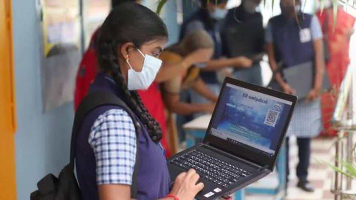 4,700 करोड़ रुपये की लागत से खरीदे जाएंगे स्मार्टफोन और टैबलेट 4,700 करोड़ रुपये की लागत से खरीदे जाएंगे स्मार्टफोन और टैबलेट