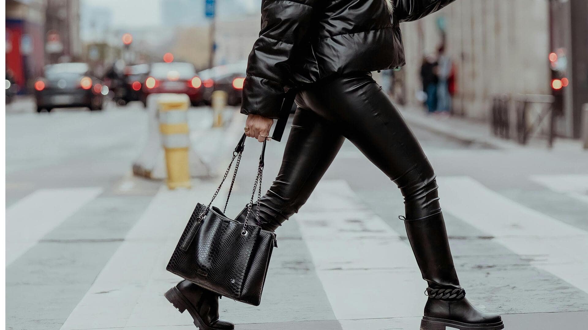 फॉक्स लेदर पैंट्स को स्टाइल करने के लिए अपनाएं ये तरीके, लगेंगी बेहद खूबसूरत