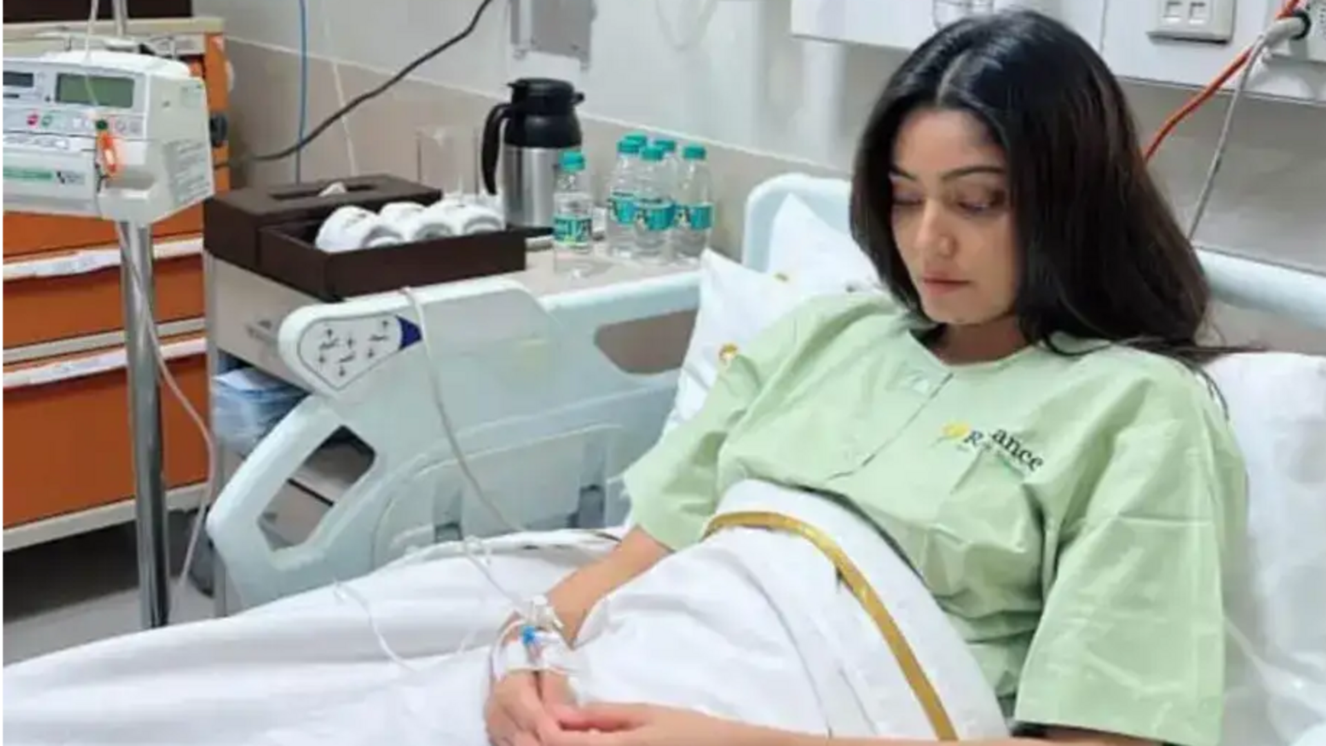 'बिग बॉस OTT 3' की विजेता सना मकबूल इस गंभीर बीमारी के चलते अस्पताल में भर्ती 'बिग बॉस OTT 3' की विजेता सना मकबूल इस गंभीर बीमारी के चलते अस्पताल में भर्ती