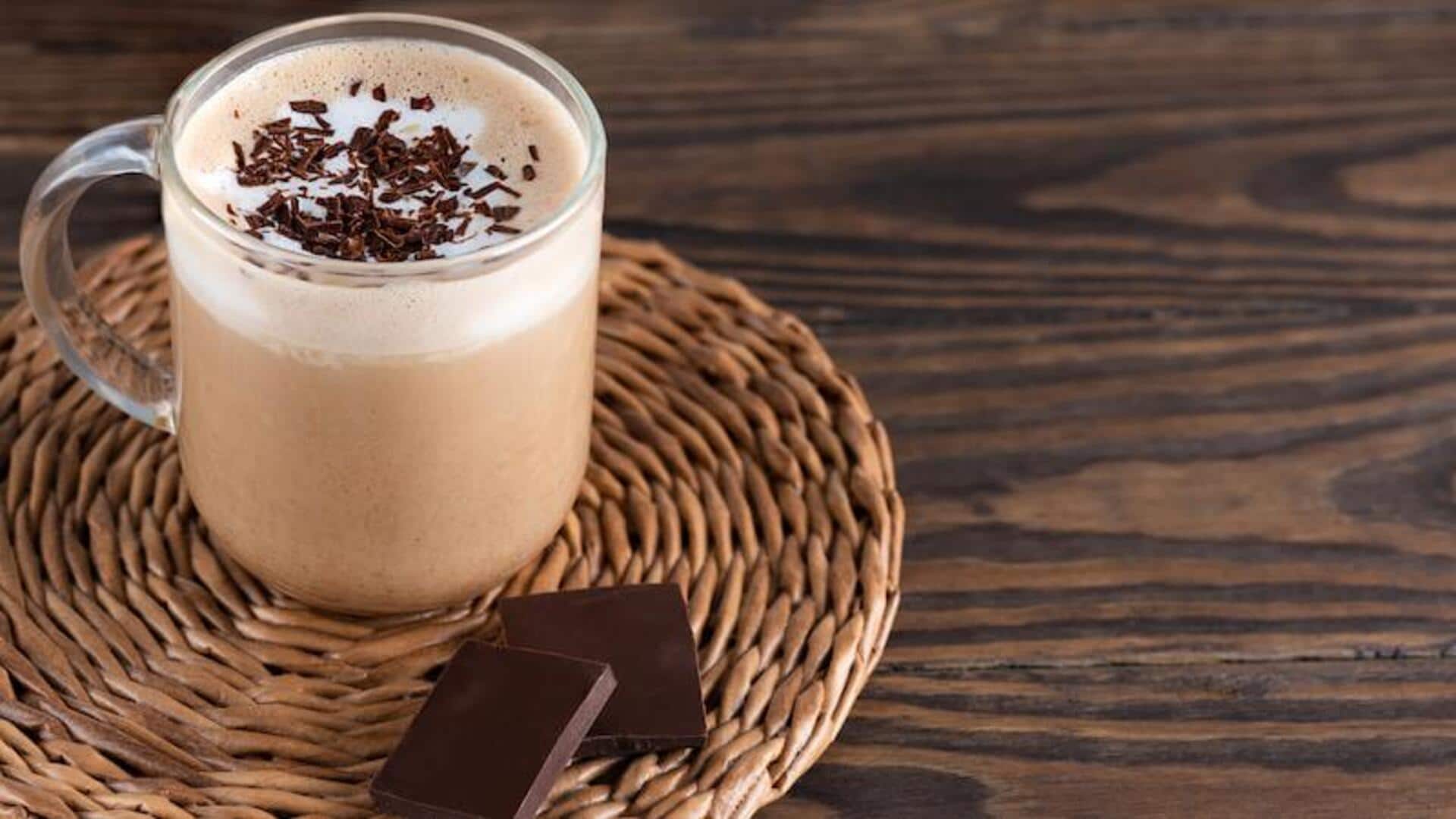 घर पर आसानी से बनाएं कैफे स्टाइल ठंडा मोका, जानें रेसिपी
