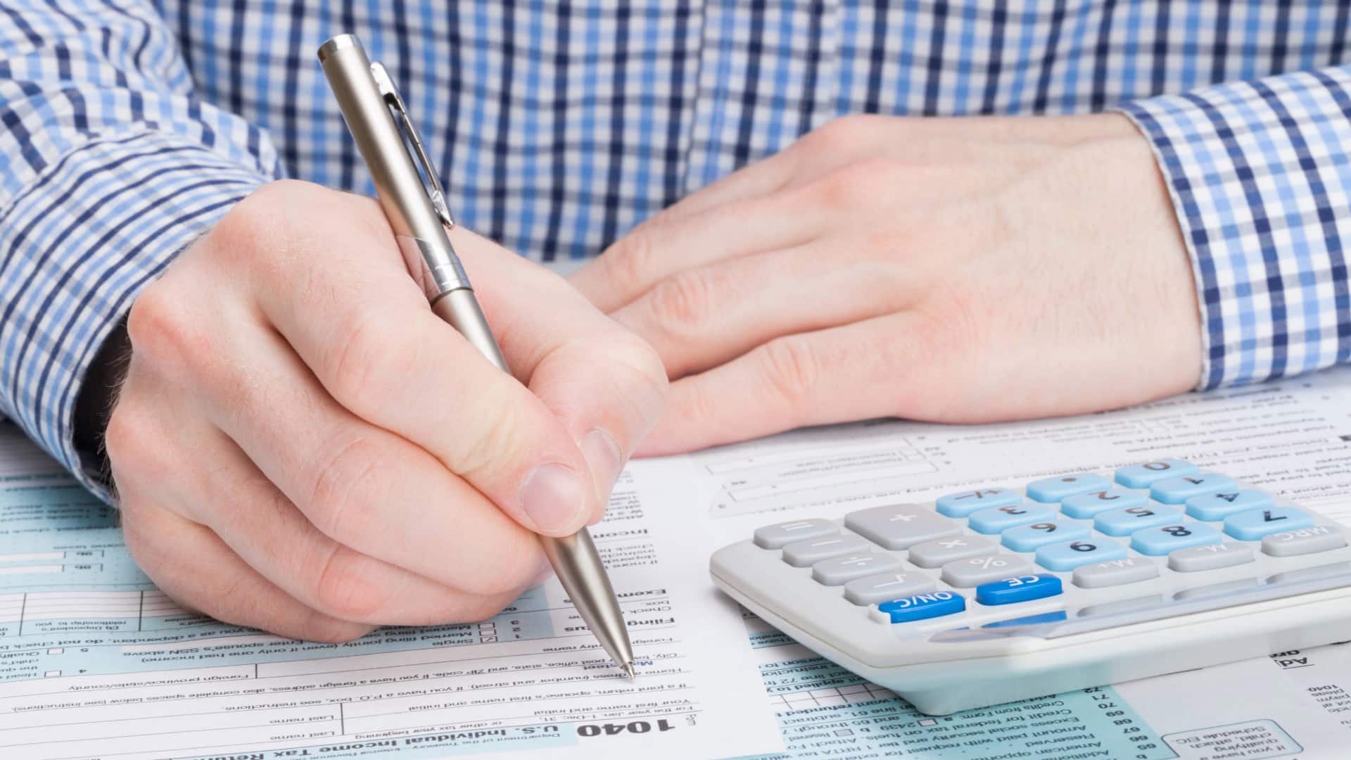 विदेश यात्रा करने वालों के लिए क्यों जरूरी है फॉर्म 157? जानिए कौनसे दस्तावेज जरूरी