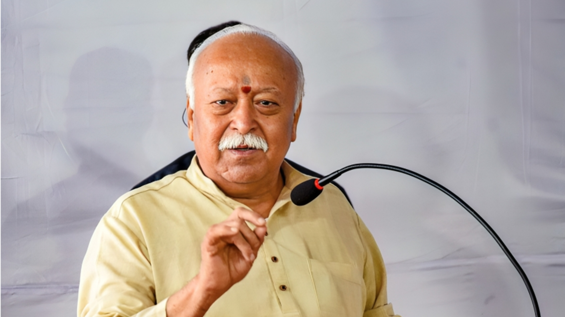 मोहन भागवत बोले- 75 की उम्र में रिटायर हो नेता; मोदी के भविष्य पर चर्चा शुरू मोहन भागवत बोले- 75 की उम्र में रिटायर हो नेता; मोदी के भविष्य पर चर्चा शुरू