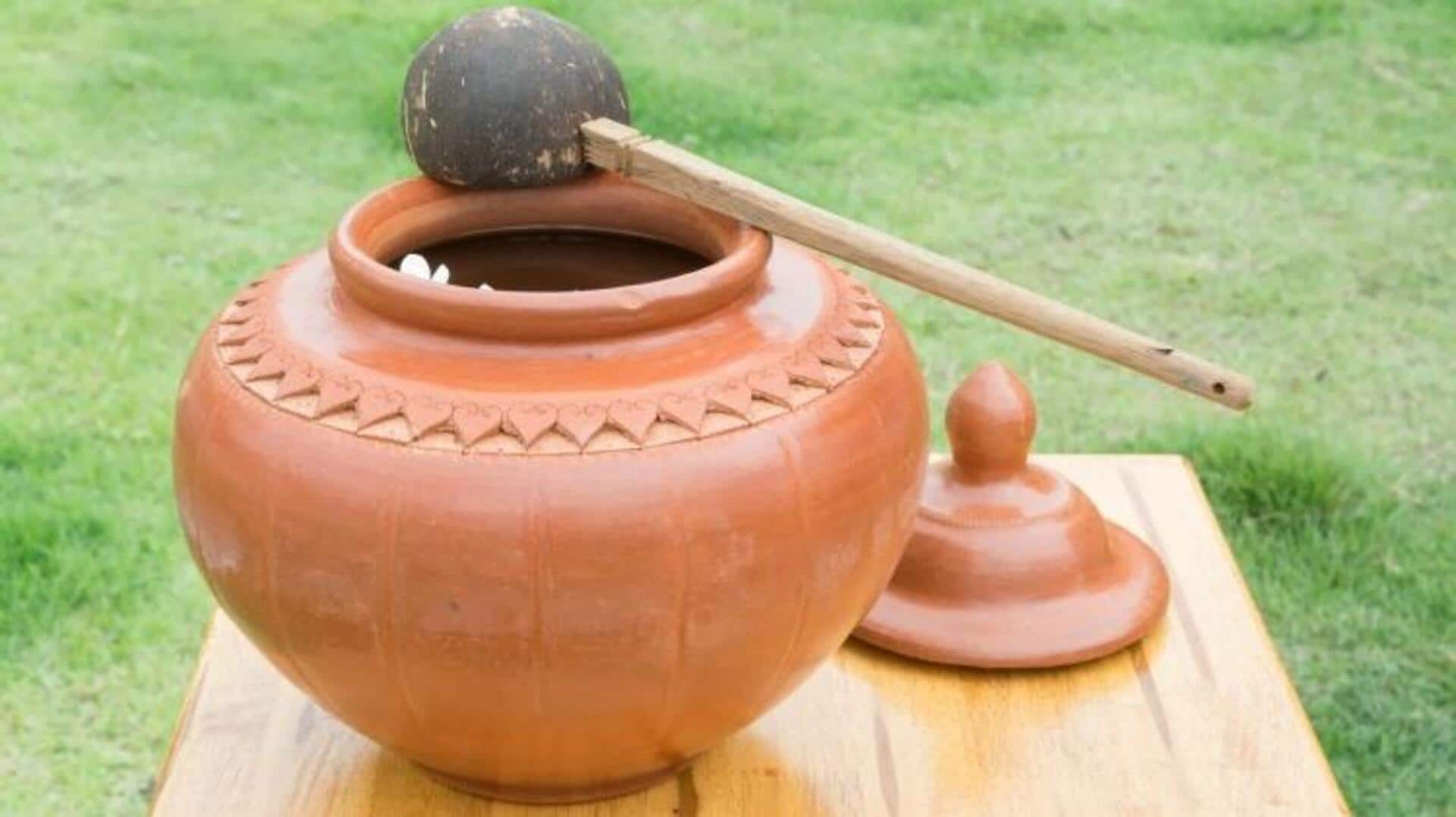 गर्मियों में मिट्टी के बर्तन का पानी साफ और ताजा रखने के लिए अपनाएं ये तरीके