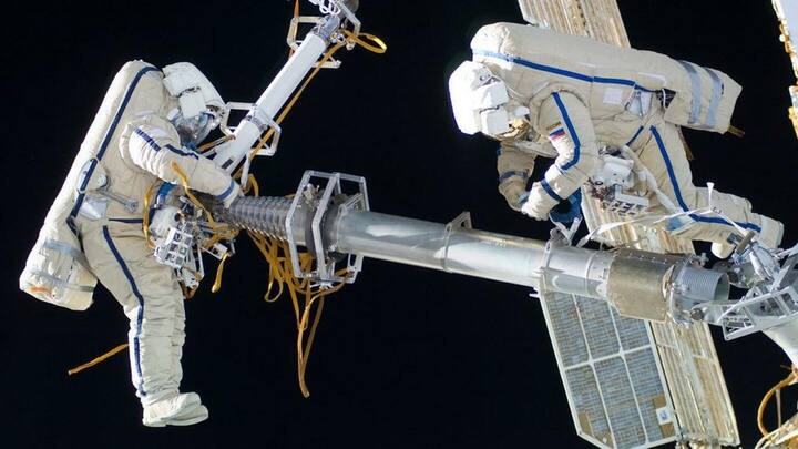 नासा ने स्पेसवॉक को दी मंजूरी, अब ISS के बाहर अंतरिक्ष यात्री कर सकेंगे सैर